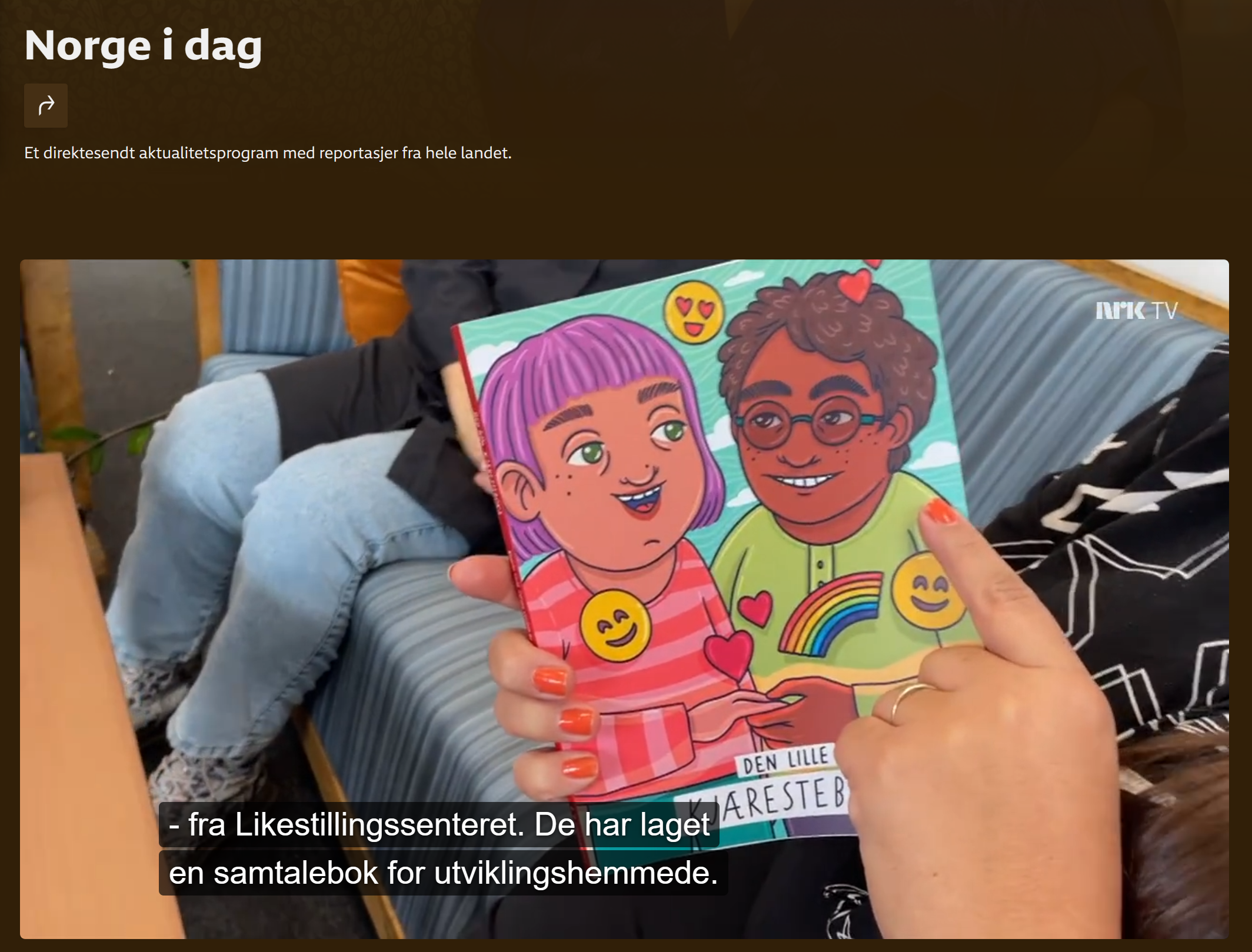 Carina holder Kjæresteboka.