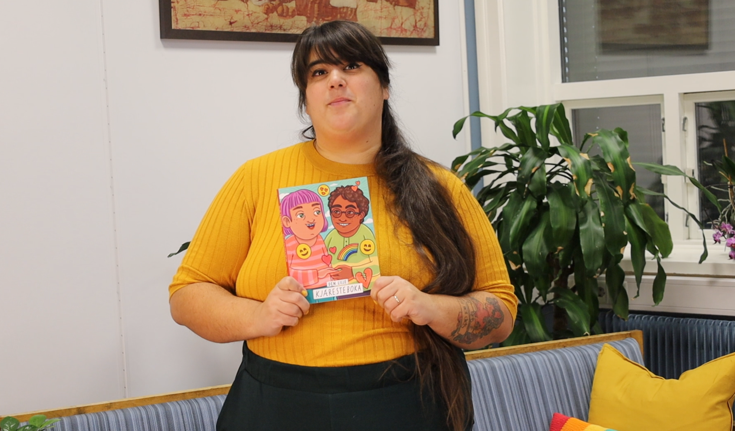 Carina Carlsen holder Kjæresteboka.