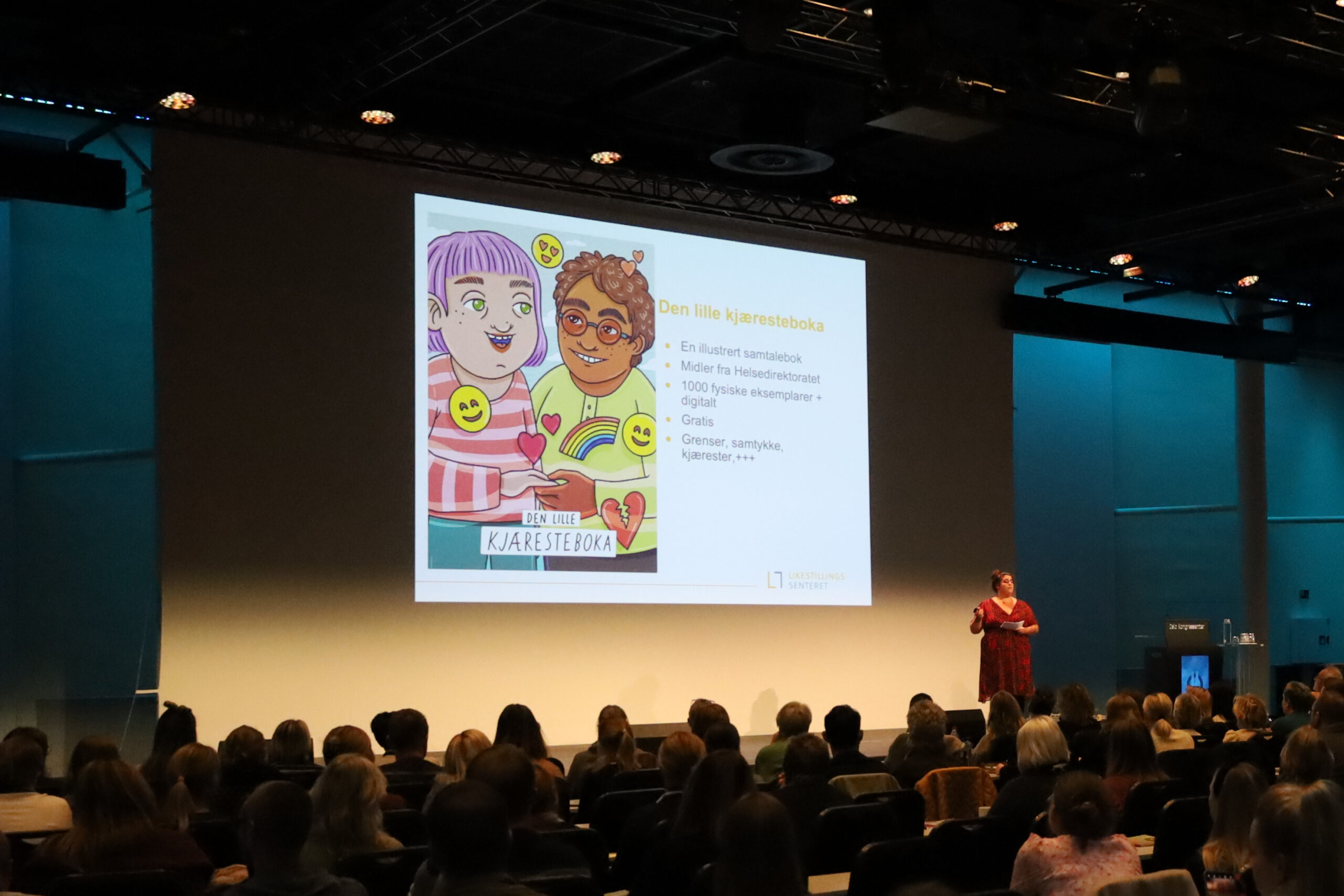 Carina Carlsen på scenen.